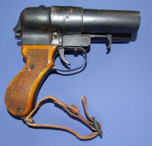 WWII Japanese Type 90 Double Barrel Signal Pistol