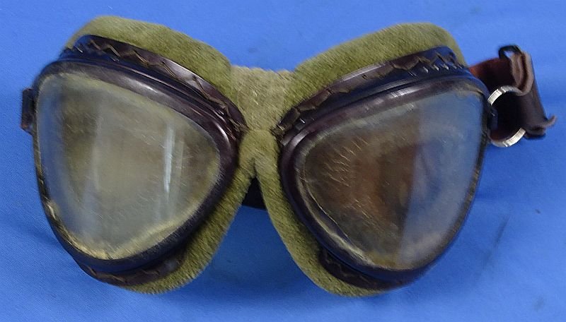 Cased WWII Japanese Pilot Goggles — image 2