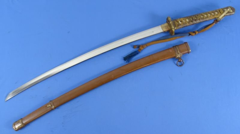 WWII Japanese Shin Gunto Sword Signed 'Fujiwara Kanenaga' 'Made using anti rust steel' — image 3