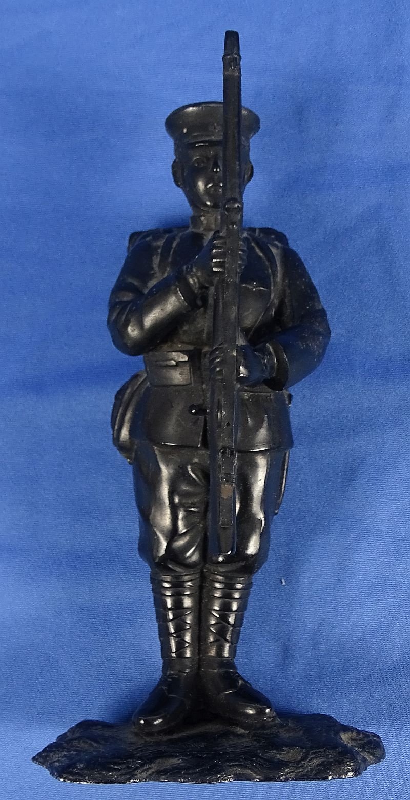 Boxed Statue of a Japanese Soldier — image 2