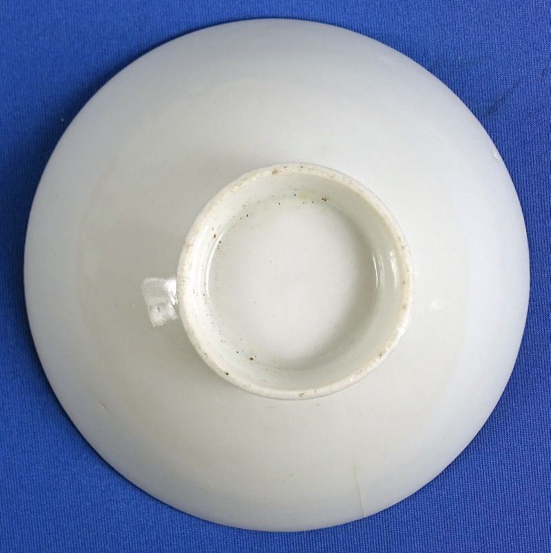 Large WWII Japanese Sake Cup with Crossed Flags — image 2