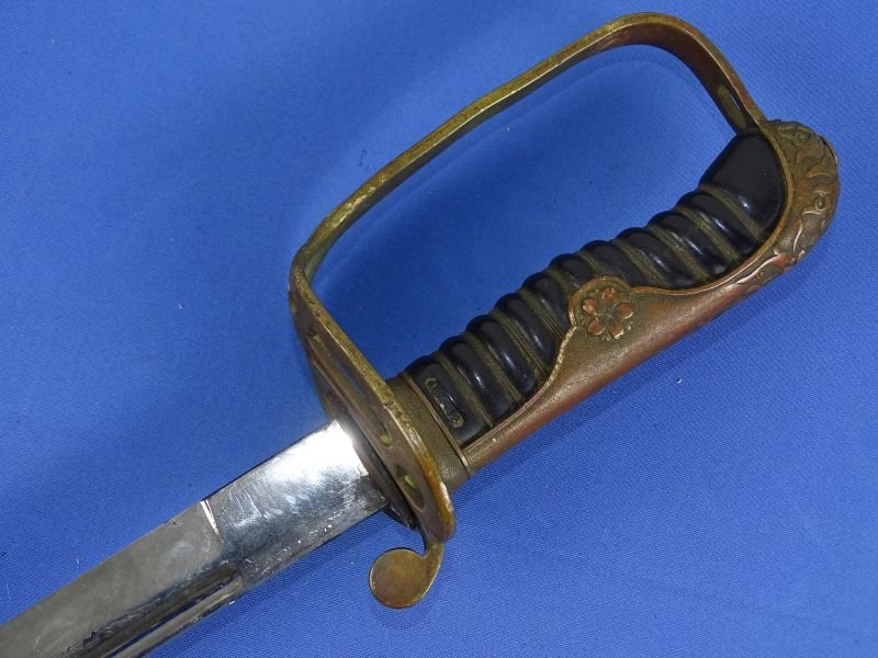 WWII Model Type 19 Japanese Army Cavalry Officer Sword — image 7