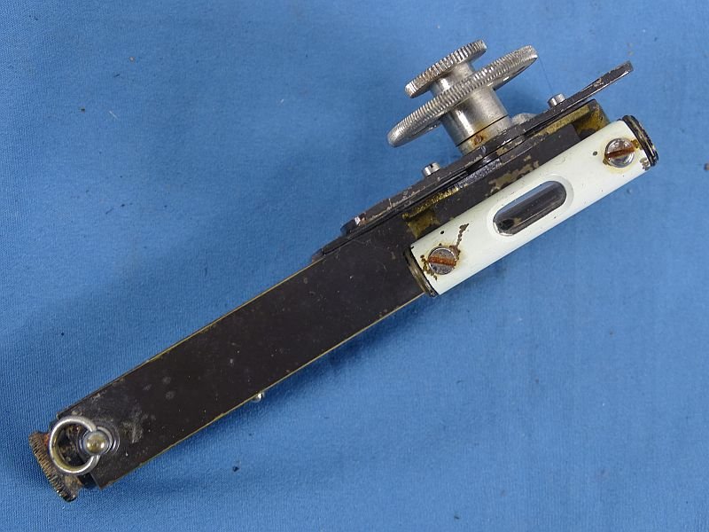 Cased WWII Japanese Sighting Device — image 4