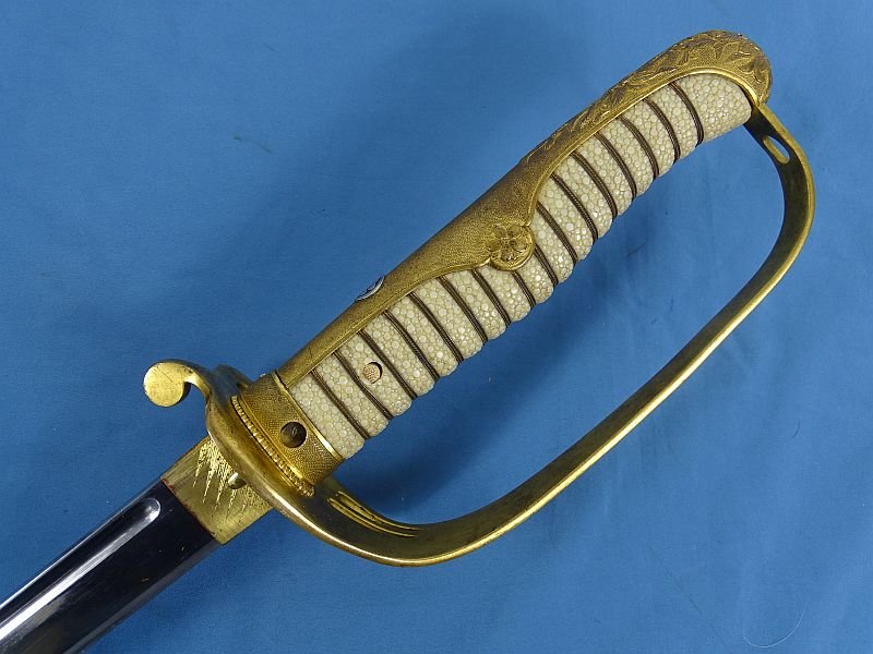Japanese Army Type 19 Army Cavalry Officer Sword with Silver Mon Family Crest — image 7