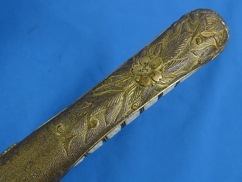 Japanese Army Type 19 Army Cavalry Officer Sword with Silver Mon Family Crest — image 8