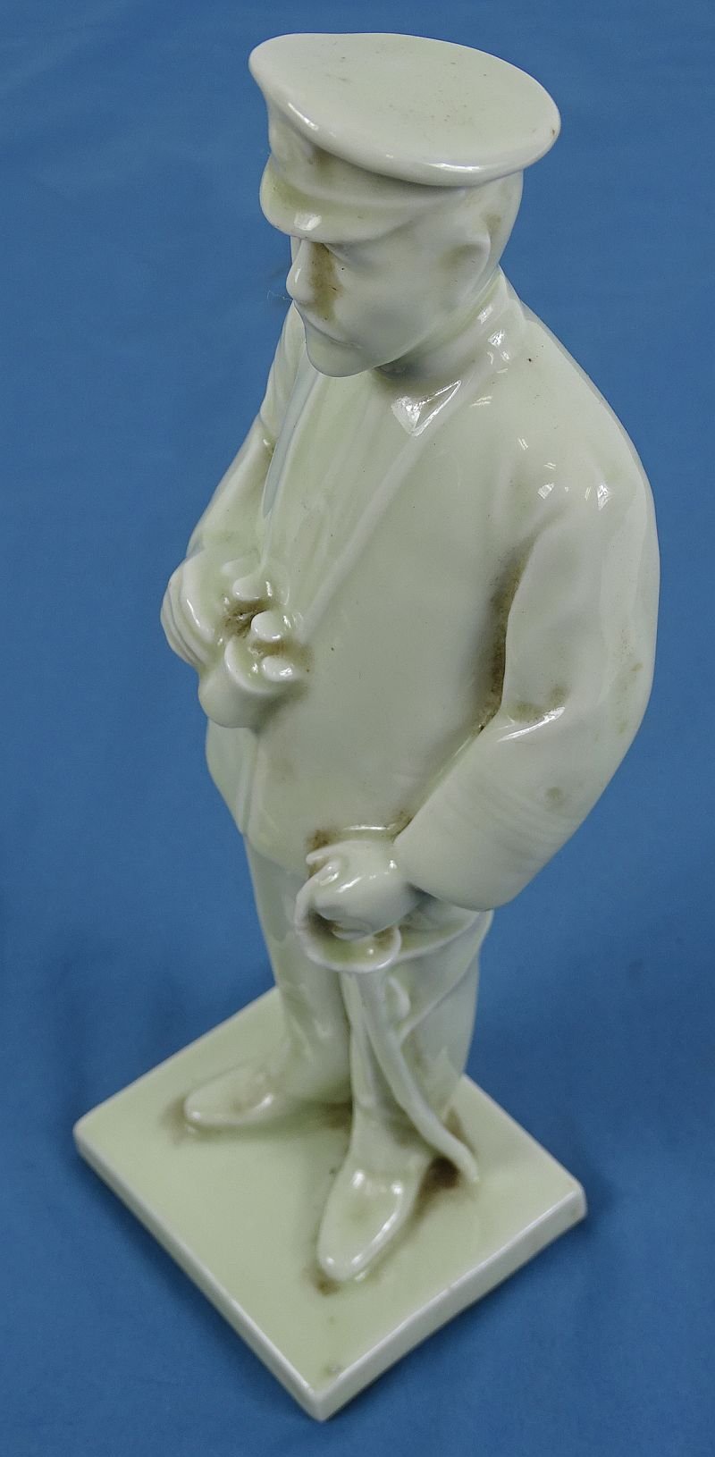 Rare Boxed 1941 Japanese Navy Porcelain Award Statue of Fleet Admiral Tōgō Heihachirō — image 5