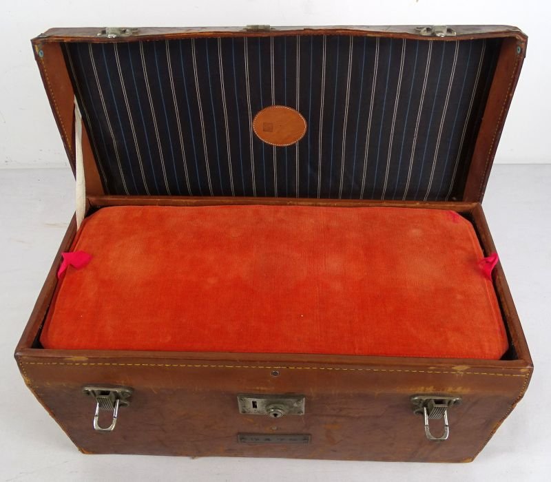 Named and Cased Imperial Japanese Navy Captain's Full Dress Fore and Aft Hat and Epaulettes Set — image 12