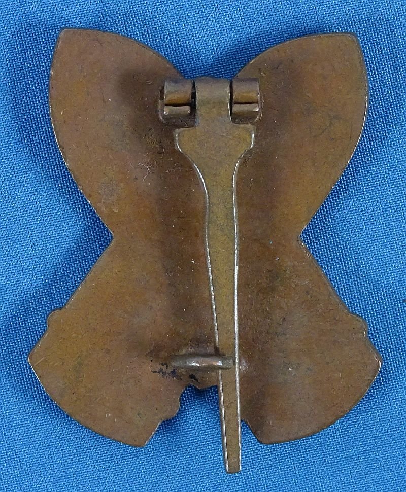 WWII Japanese Navy Gunnery Proficiency Badge Second Class — image 2