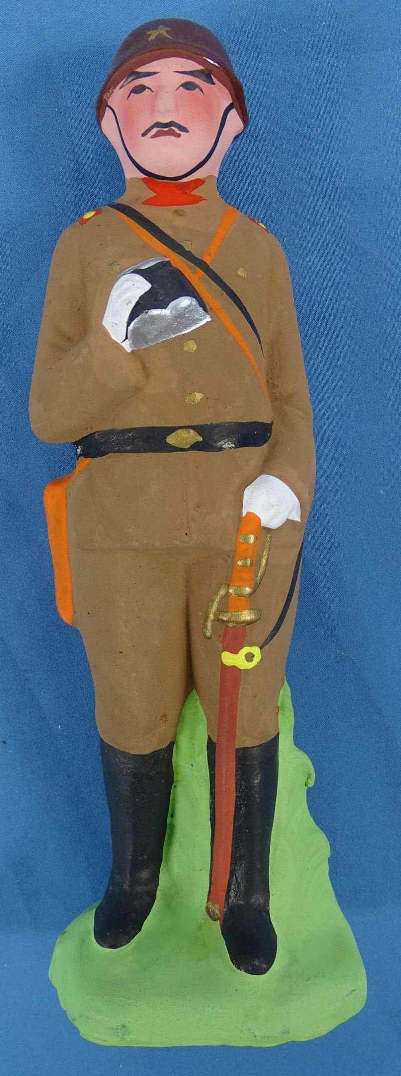 Boxed Ceramic Statue of a Japanese Army Officer — image 2