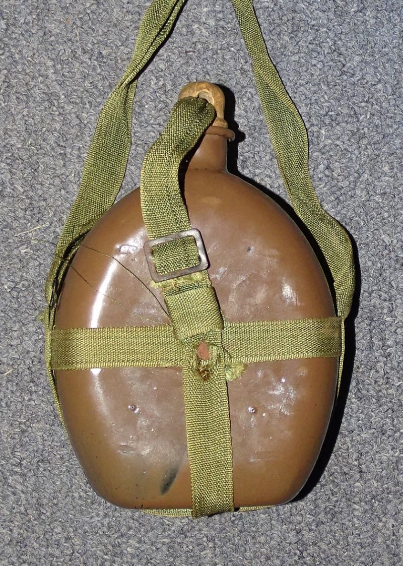 WWII Japanese Navy Enamel Canteen — image 3