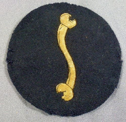 Japanese Navy Bullion Dress Engineer Specialty Badge — image 2