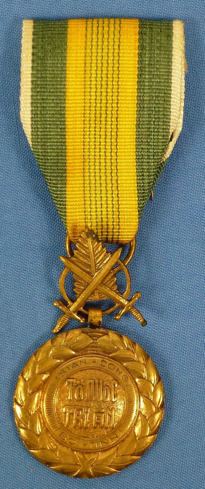 Named Vietnam War Helicopter Pilot Posthumous Medals and Documents Group — image 10