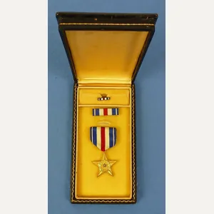 Cased WWII Silver Star Medal