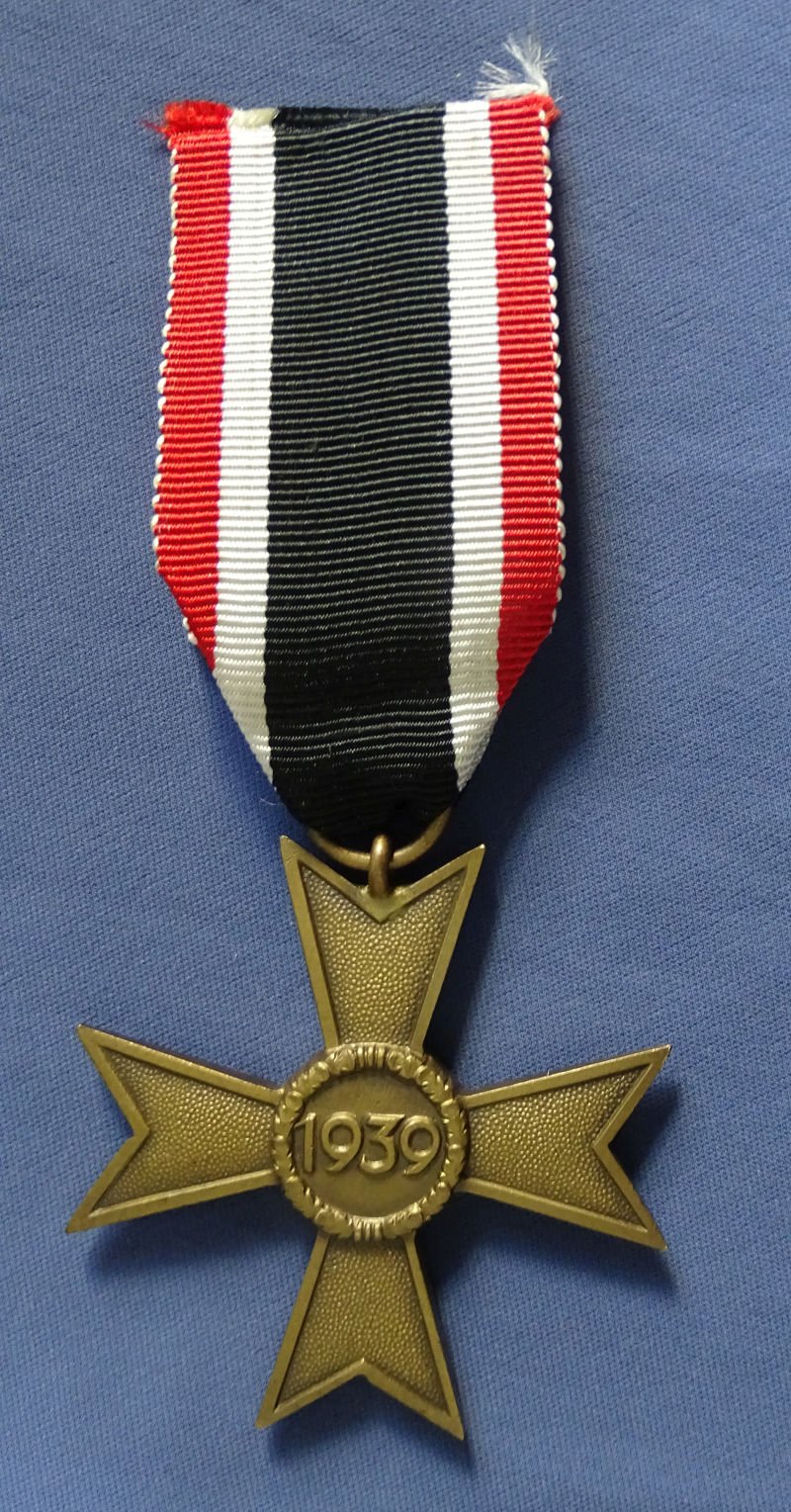 WWII German War Merit Cross Without Swords In Tombac — image 2