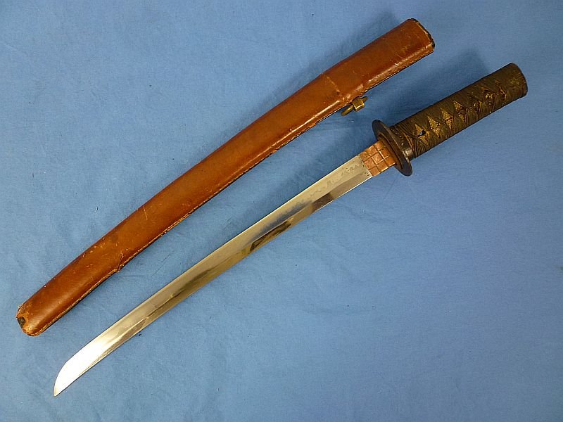 WWII Japanese Pilot or Tanker Wakizashi Short Sword in Leather Combat Cover — image 3