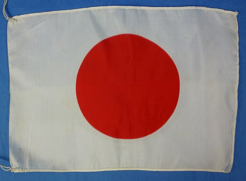Small WWI Japanese National Flag — image 2