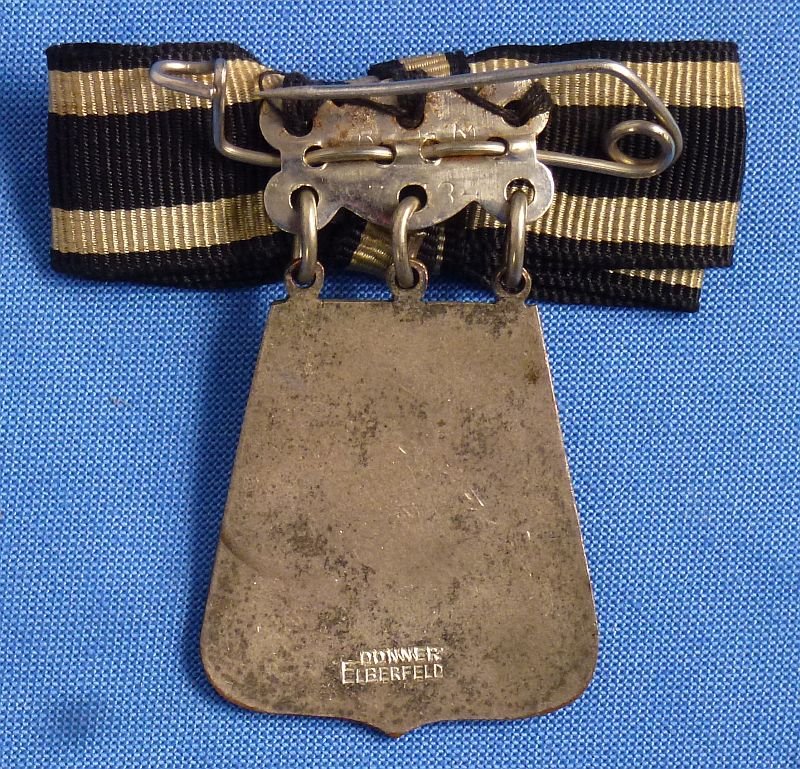 Imperial German Hussar Regiment Veteran Badge — image 2