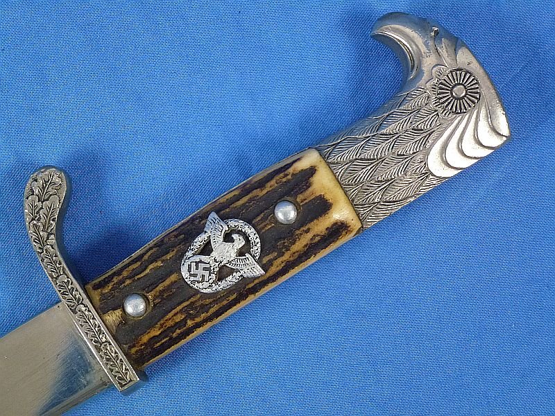 Third Reich Police Dress Bayonet by P.D. Luneschloss with Matching Numbers and Frog — image 8