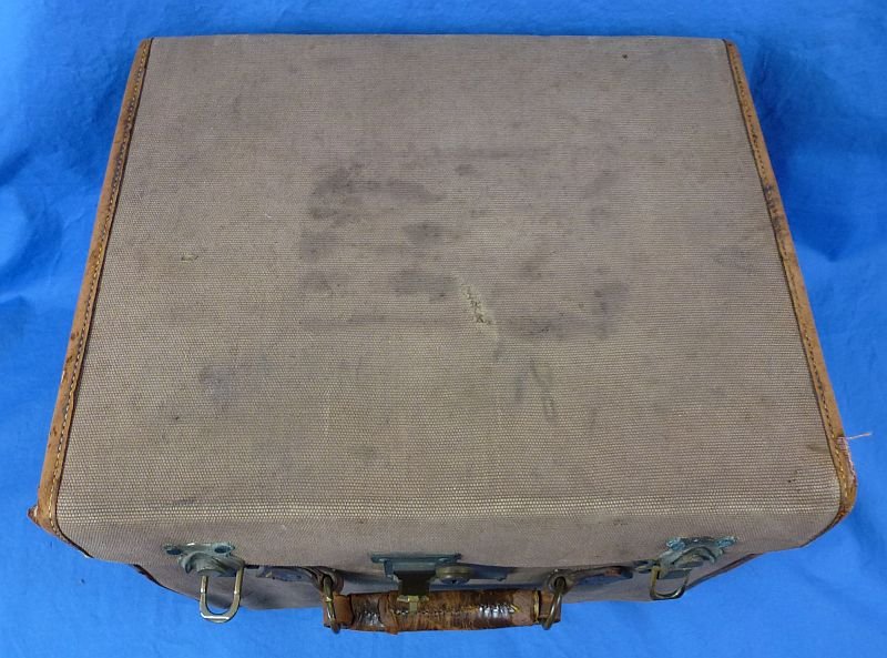 Two Cased Visor Caps and Photograph Group of Japanese Imperial Army Lieutenant General Yoshio Shinozuka — image 3