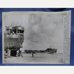 WWII Associated Press Photo American Landing Craft High & Dry …