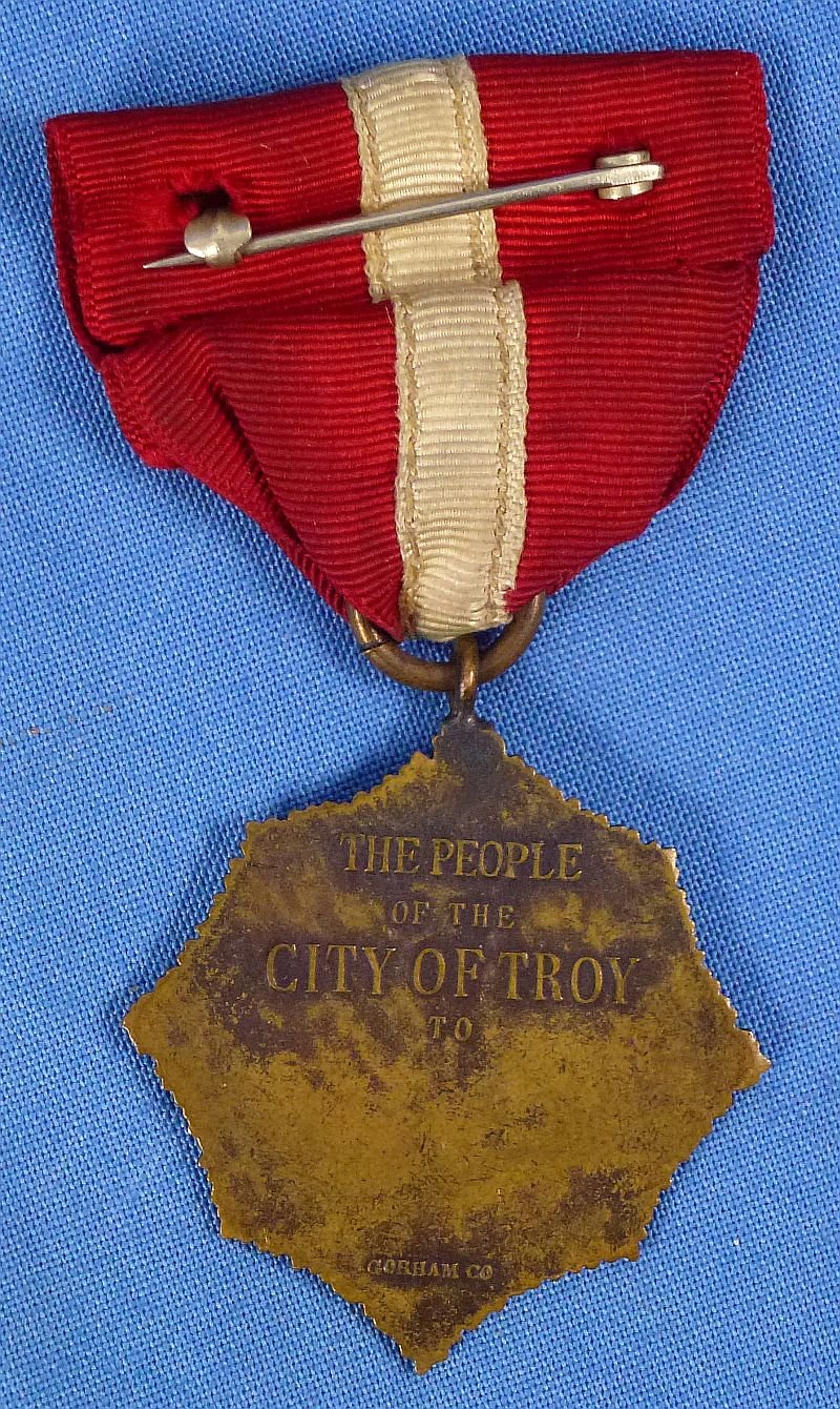 Boxed WWI Troy, New York Local Service Medal — image 3