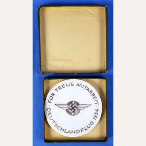1934 Boxed Deutscher Luftsportverband Porcelain Faithful Service Medallion by the …