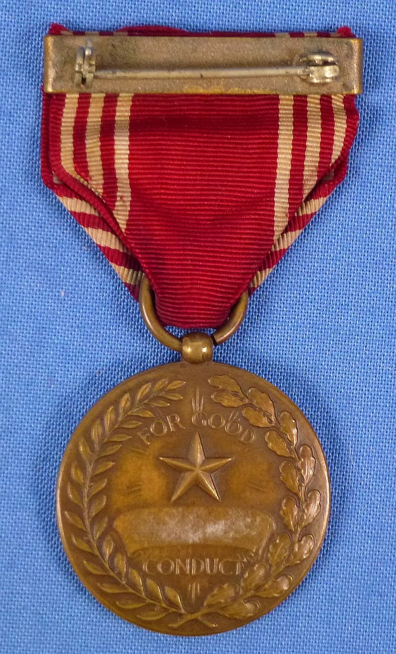 Early WWII Numbered U.S. Army Good Conduct Medal with Full Wrap Brooch — image 2
