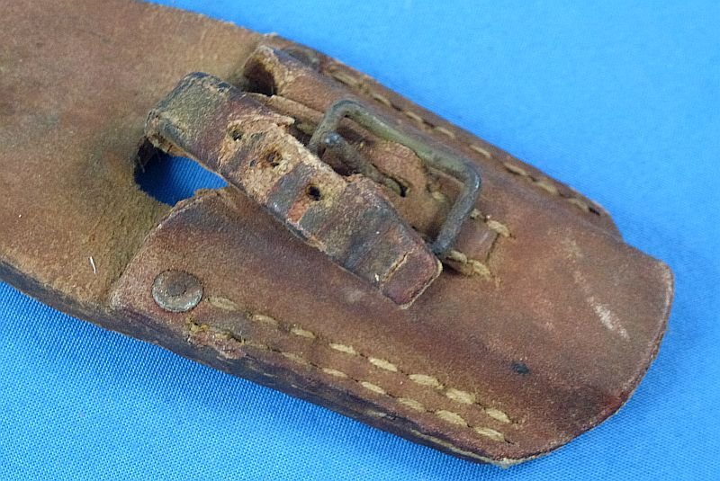 WWII Japanese Arisaka Rifle Bayonet Rubberized Canvas Frog — image 2