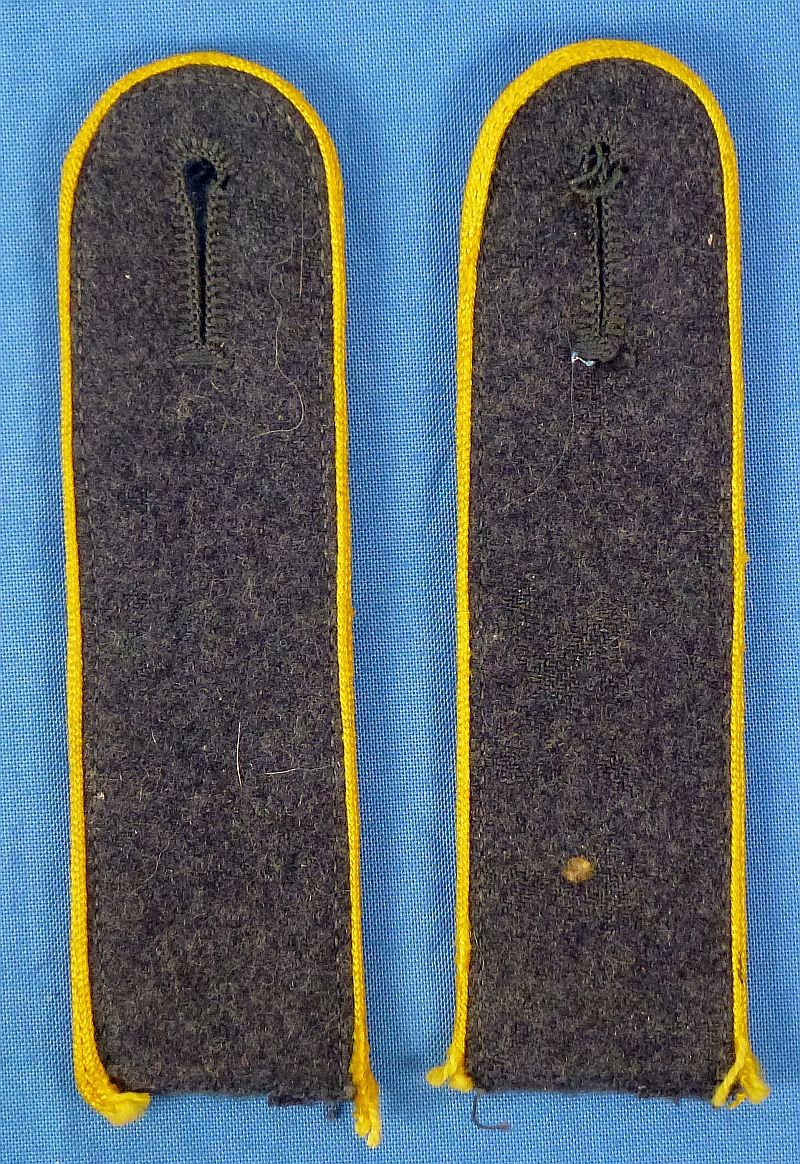 Pair DLV Deutscher Luftsportverbande EM/NCO Shoulder Straps