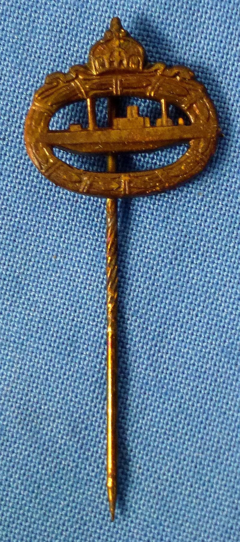 Imperial German Kriegsmarine U-Boat Badge Stickpin from a Retailer Supply Card — image 2