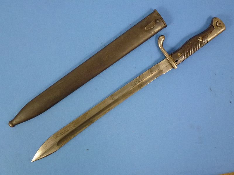WWI Imperial German Model M1898/05 Butcher Blade Bayonet by H. Mundlos & Company — image 2