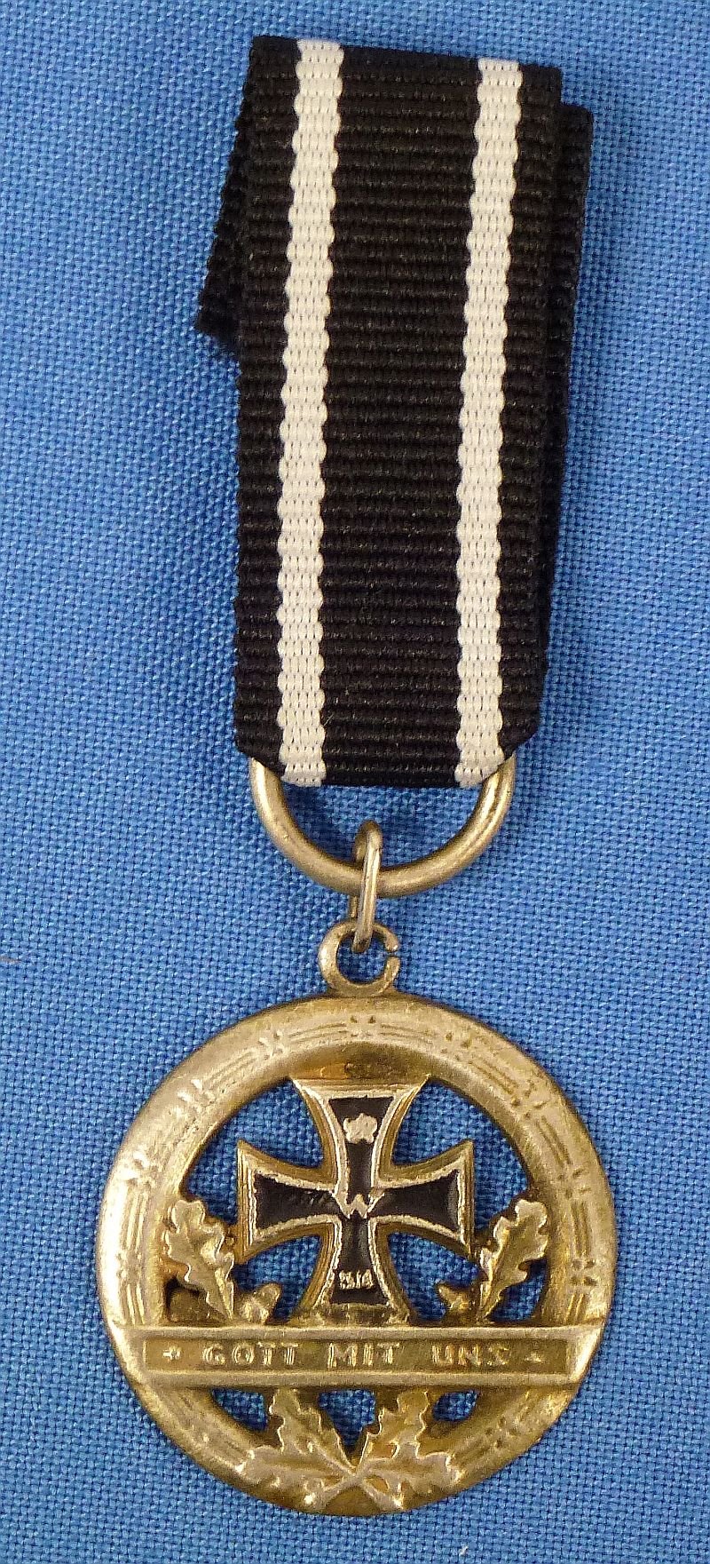 Miniature WWI Patriotic German Medal
