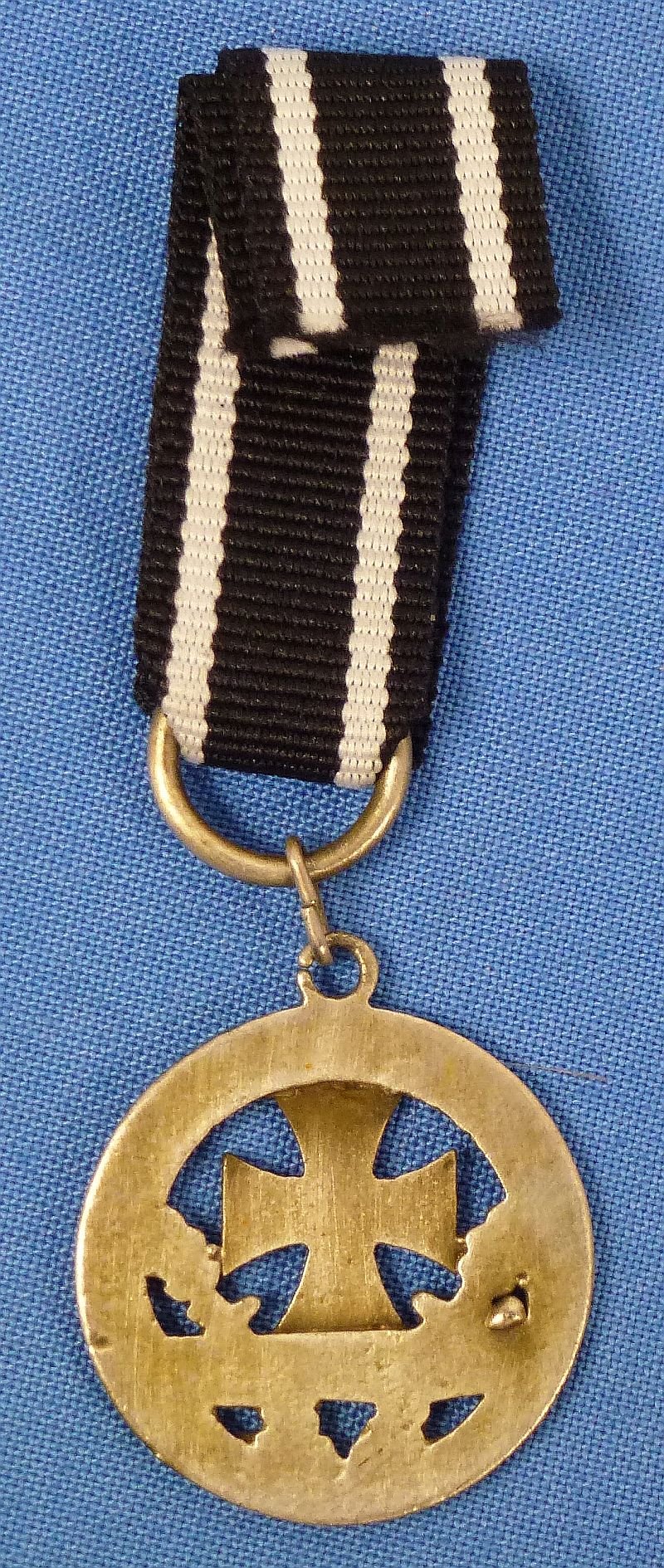 Miniature WWI Patriotic German Medal — image 2