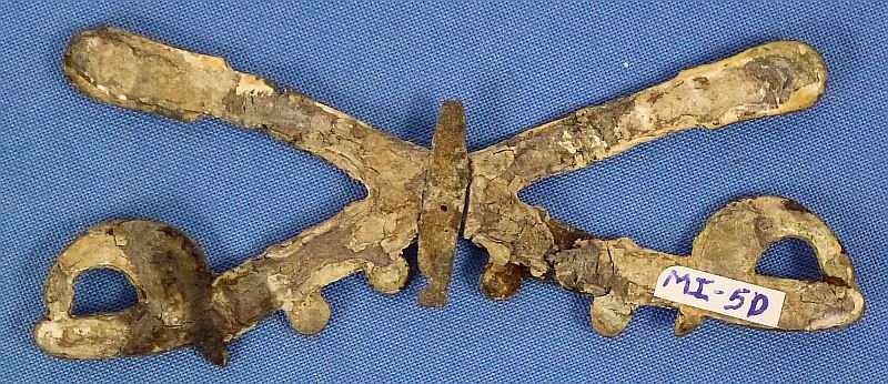 Dug Civil War Cavalry Regiment Hat Badge — image 2