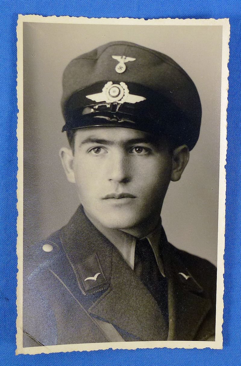 DLV Portrait Photograph