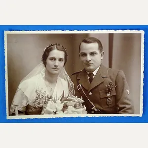 DLV Wedding Portrait Postcard