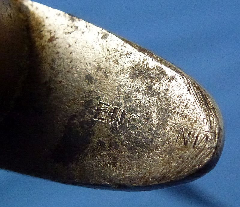 WWII Fairbairn-Sykes Fighting Knife — image 11