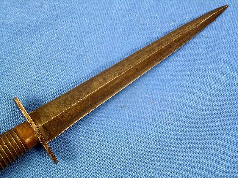 WWII Fairbairn-Sykes Fighting Knife — image 5