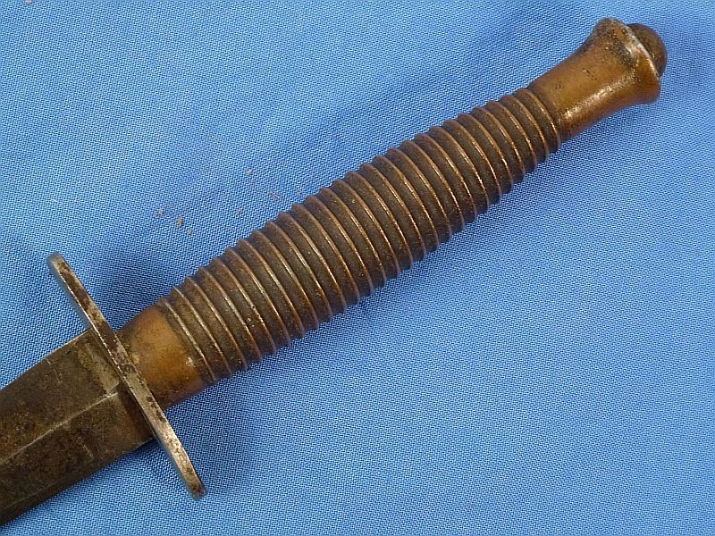 WWII Fairbairn-Sykes Fighting Knife — image 6