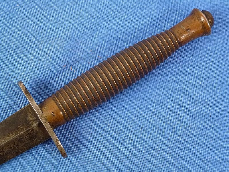WWII Fairbairn-Sykes Fighting Knife — image 7