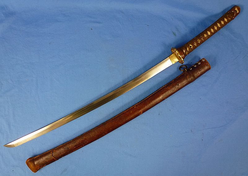 Signed WWII Shin Gunto Army Officer Sword in a Leather Combat Cover — image 3