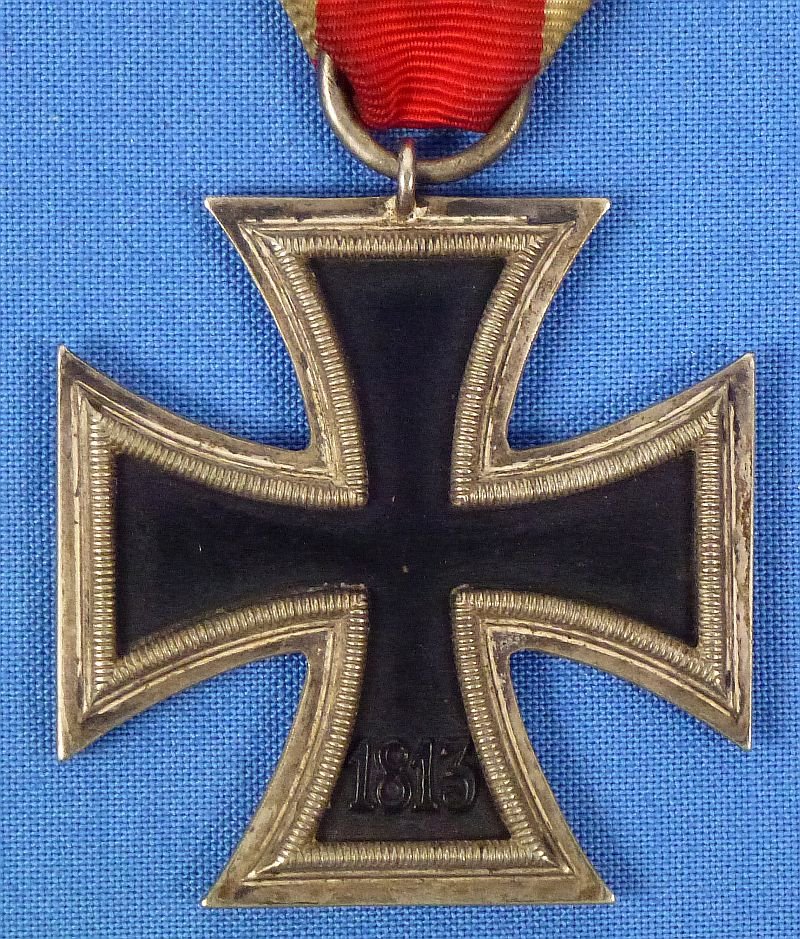 1939 Iron Cross Second Class Marked '113' (Hermann Aurich) — image 3