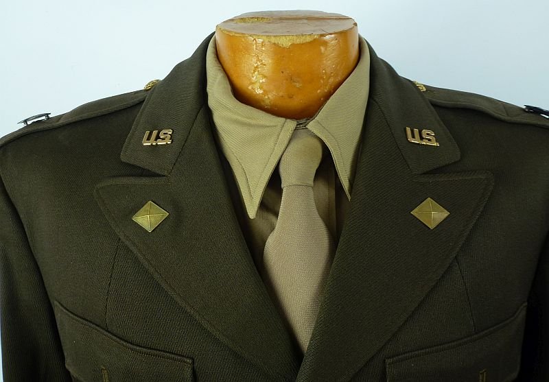 Named WWII Army Air Force Finance Corps Officer Uniform with Caps — image 3