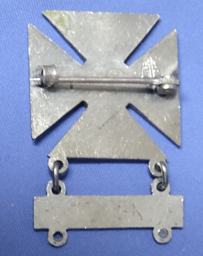 Pre WWII Army Marksman Qualification Badge With Rifle D Bar — image 2