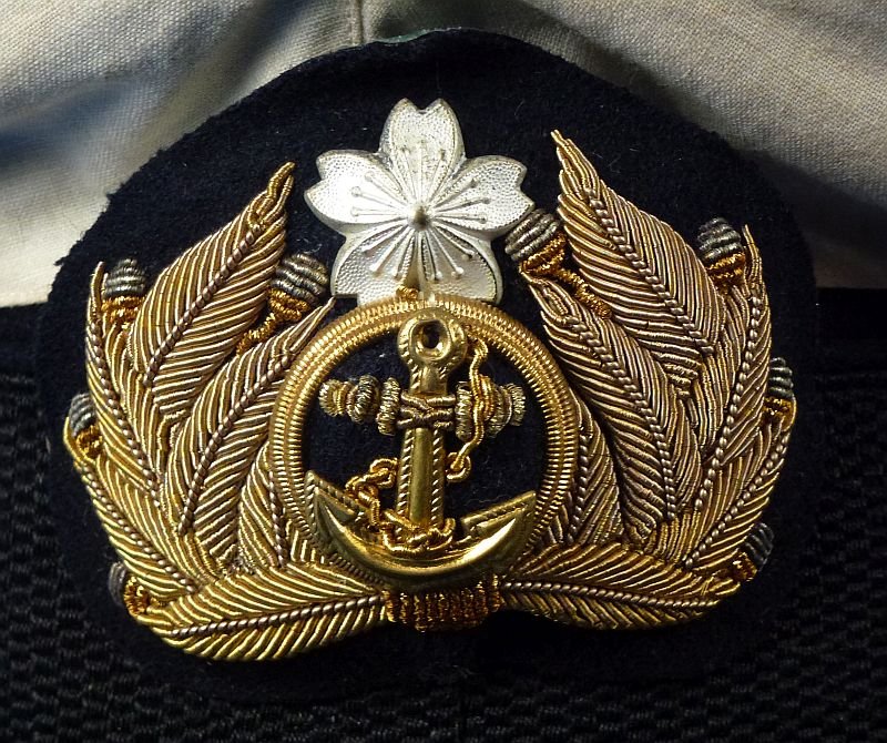 Named and Cased WWII Japanese Navy Officer Visor Cap — image 6
