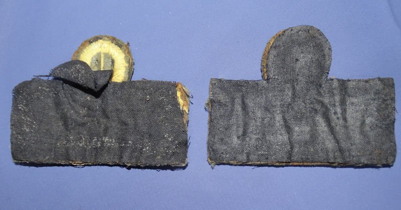 Pair WWII Italian Major General's Cuff Insignia — image 2