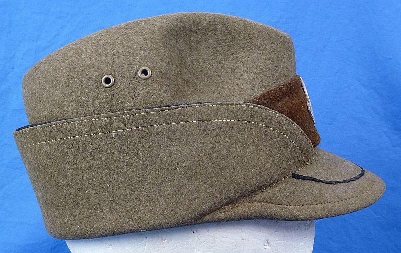1934 Dated RAD EM/NCO 'Robin Hood' Cap with Arbeitsgau XVIII Traditions Badge — image 3