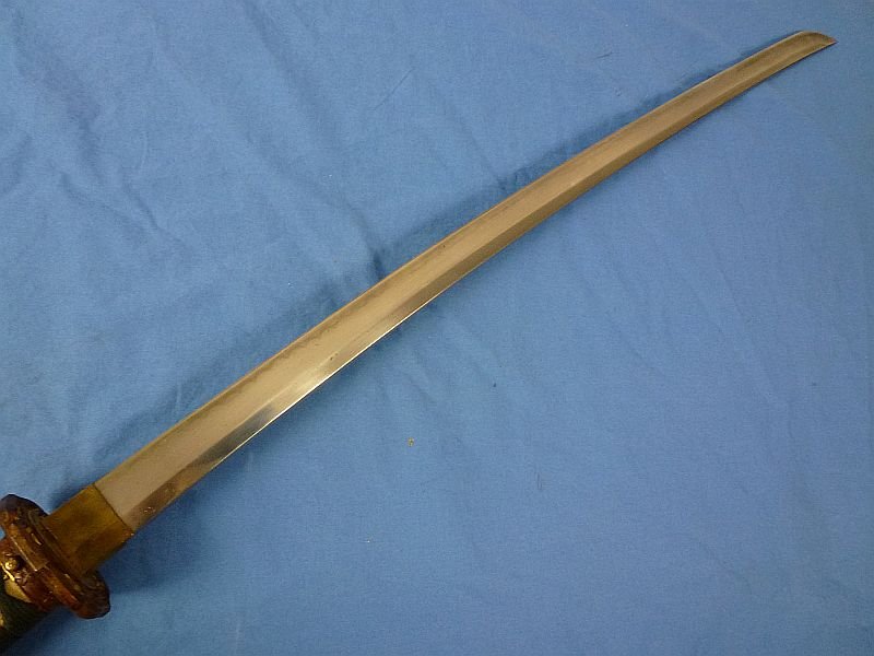 Signed WWII Army Officer Shin Gunto Sword with Company Officer Tassel — image 4