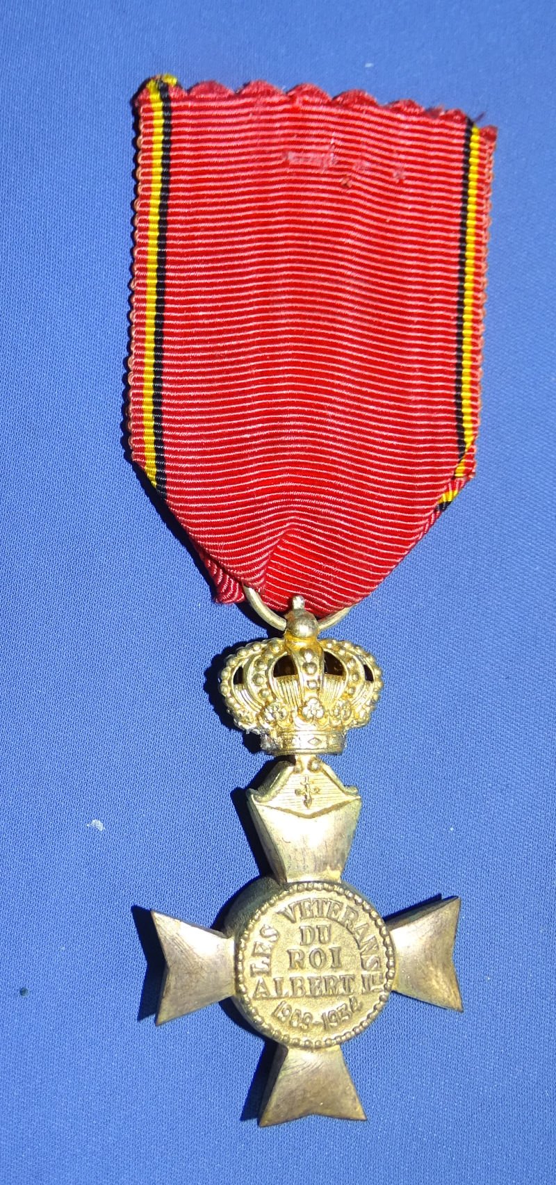 Belgium 1909 -1934 Cross of the Royal Federation of King Alberts Veterans Medal — image 2