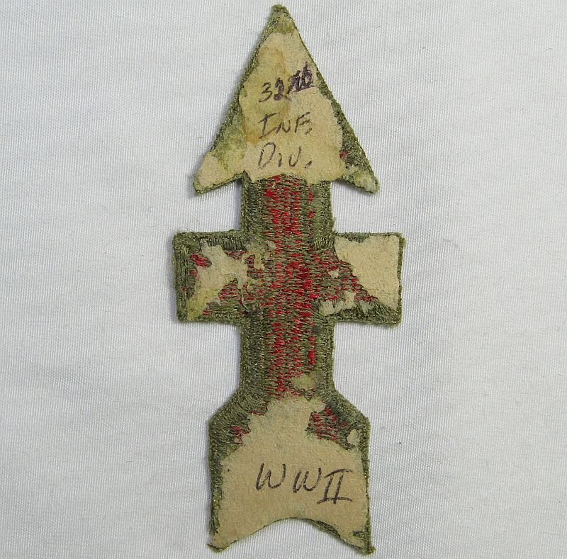 WWII 32nd Infantry Division OD Border Greenback Patch — image 2